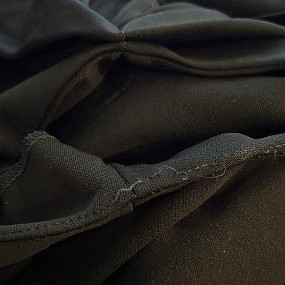 Formal fashions Sz 6 black fitted‎ cowl neck sleeveless dress - Picture 8 of 9